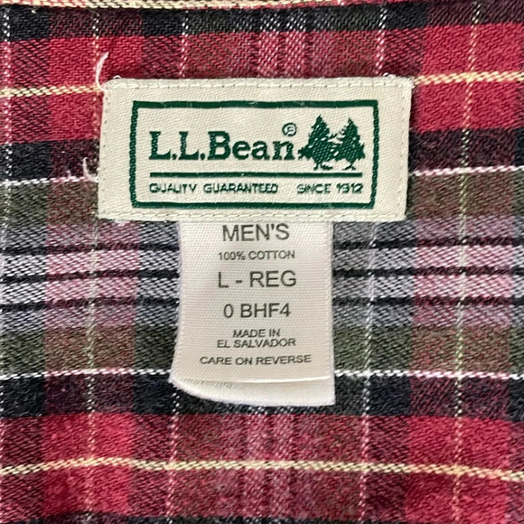 L.L. Bean Men’s Button Down Shirt Flannel Plaid Large Regular Cotton Red Green - Picture 4 of 7